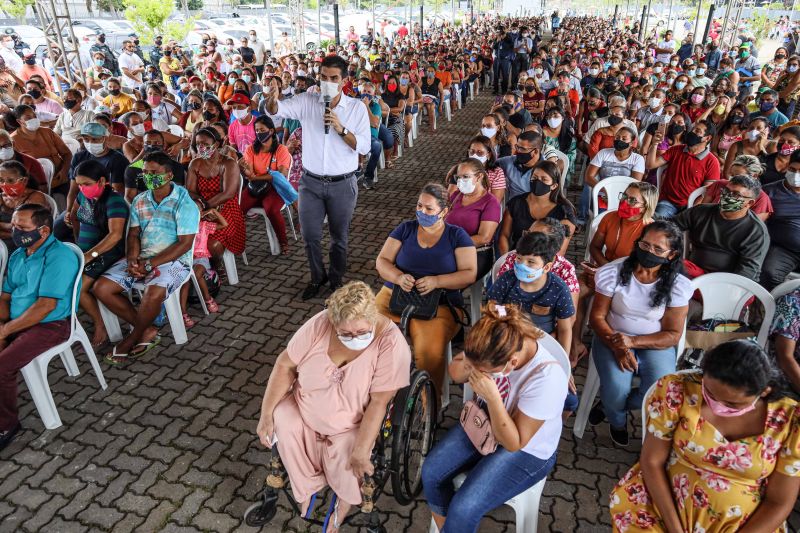 GOVERNADOR ENTREGA PROGRAMA SUA CASA-PORTO FUTURO-MARCELO SEABRA <div class='credito_fotos'>Foto: Marcelo Seabra / Ag. Pará   |   <a href='/midias/2022/originais/12677_99f4db0d-b6b7-8c29-2143-9e0792041e2c.jpg' download><i class='fa-solid fa-download'></i> Download</a></div>