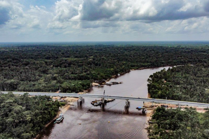  <div class='credito_fotos'>Foto: Maycon Nunes / Ag. Pará   |   <a href='/midias/2022/originais/12864_a0f16638-5d41-09d7-ce26-7983d08e66f8.jpg' download><i class='fa-solid fa-download'></i> Download</a></div>