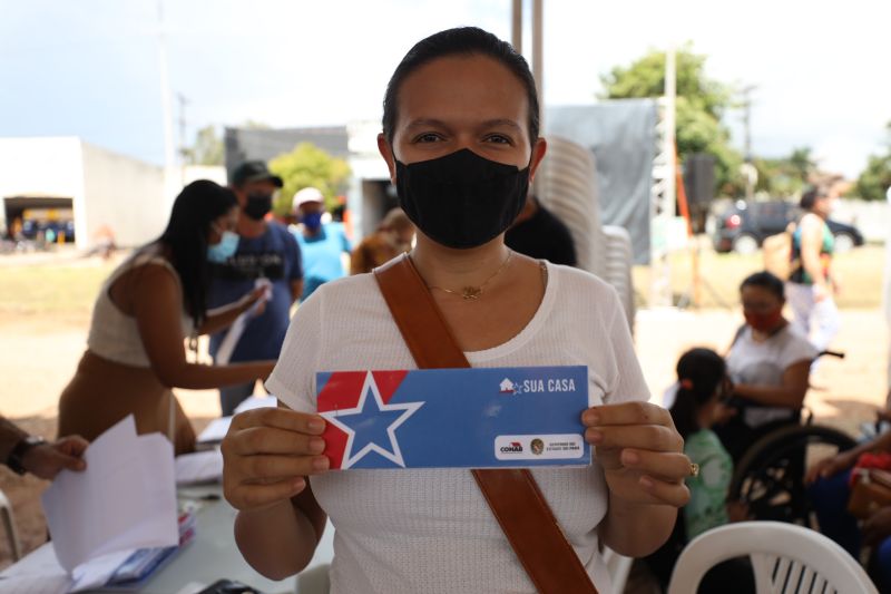 Jamile Karol de Souza - Beneficiada Sua Casa <div class='credito_fotos'>Foto: Rodrigo Pinheiro / Ag.Pará   |   <a href='/midias/2022/originais/12877_adcd3e32-00c7-3f87-5f1b-efd4b58bb781.jpg' download><i class='fa-solid fa-download'></i> Download</a></div>