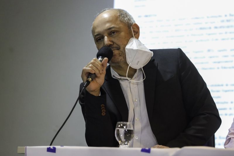 Forma Pará lança edital de credenciamento das especializações.
presidente da Fundação de Amparo e Desenvolvimento da Pesquisa (Fadesp) UFPA, Roberto Ferraz <div class='credito_fotos'>Foto: David Alves / Ag.Pará   |   <a href='/midias/2022/originais/13020_5e057ef5-d433-eb43-08da-be1daf047f6e.jpg' download><i class='fa-solid fa-download'></i> Download</a></div>