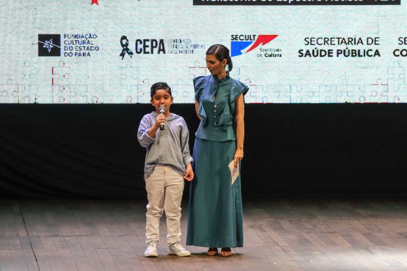 O evento integra as políticas públicas desenvolvidas pelo governo do Estado para inclusão de pessoas com Transtorno do Espectro do Autismo <div class='credito_fotos'>Foto: David Alves / Ag.Pará   |   <a href='/midias/2022/originais/13085_0ce910dc-aba8-e735-9a24-c8abc9f4b5f2.jpg' download><i class='fa-solid fa-download'></i> Download</a></div>