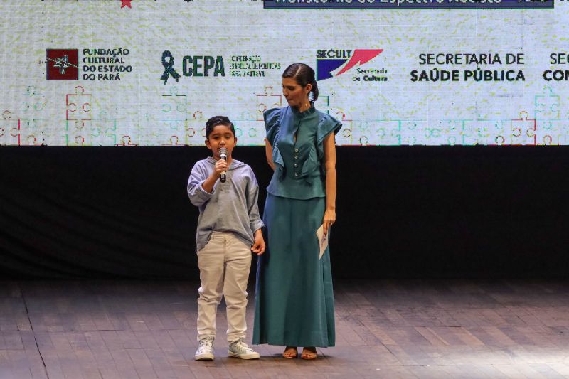 O evento integra as políticas públicas desenvolvidas pelo governo do Estado para inclusão de pessoas com Transtorno do Espectro do Autismo <div class='credito_fotos'>Foto: David Alves / Ag.Pará   |   <a href='/midias/2022/originais/13085_1c3db2e1-6a5d-cfeb-aa87-7ebf69b68dfe.jpg' download><i class='fa-solid fa-download'></i> Download</a></div>