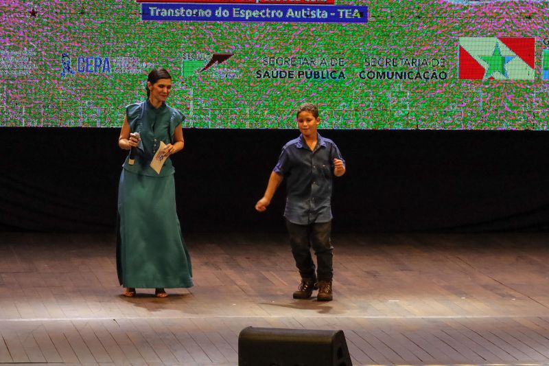 O evento integra as políticas públicas desenvolvidas pelo governo do Estado para inclusão de pessoas com Transtorno do Espectro do Autismo <div class='credito_fotos'>Foto: David Alves / Ag.Pará   |   <a href='/midias/2022/originais/13085_4d36af56-0365-bdd3-2e05-c565b0a5a7ef.jpg' download><i class='fa-solid fa-download'></i> Download</a></div>