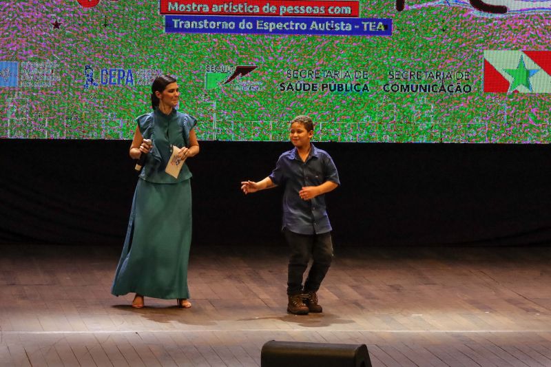 O evento integra as políticas públicas desenvolvidas pelo governo do Estado para inclusão de pessoas com Transtorno do Espectro do Autismo <div class='credito_fotos'>Foto: David Alves / Ag.Pará   |   <a href='/midias/2022/originais/13085_593ad2c0-7dbf-beab-2f6f-2a8c55425f36.jpg' download><i class='fa-solid fa-download'></i> Download</a></div>