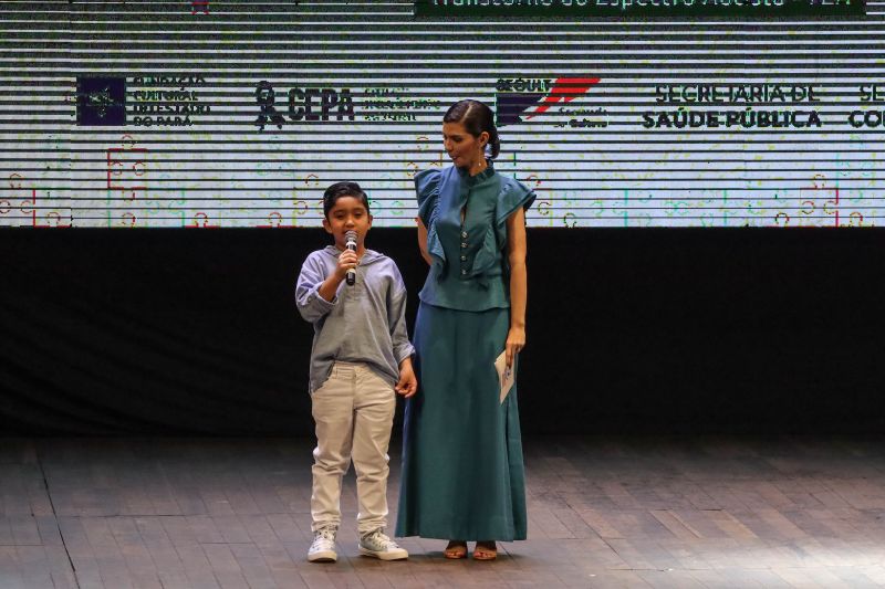 O evento integra as políticas públicas desenvolvidas pelo governo do Estado para inclusão de pessoas com Transtorno do Espectro do Autismo <div class='credito_fotos'>Foto: David Alves / Ag.Pará   |   <a href='/midias/2022/originais/13085_5b0f66ad-4ecb-ecb3-d10e-4856a3e04182.jpg' download><i class='fa-solid fa-download'></i> Download</a></div>