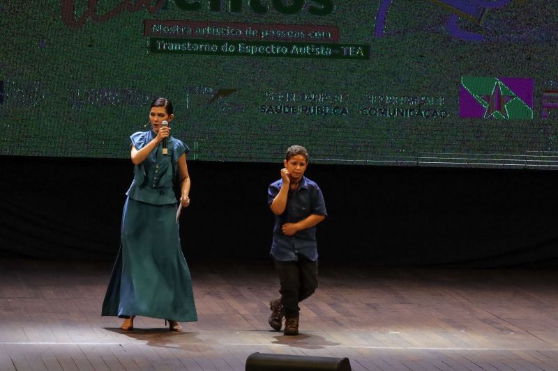 O evento integra as políticas públicas desenvolvidas pelo governo do Estado para inclusão de pessoas com Transtorno do Espectro do Autismo <div class='credito_fotos'>Foto: David Alves / Ag.Pará   |   <a href='/midias/2022/originais/13085_7243c47b-d026-3680-d44f-bc0005814c62.jpg' download><i class='fa-solid fa-download'></i> Download</a></div>