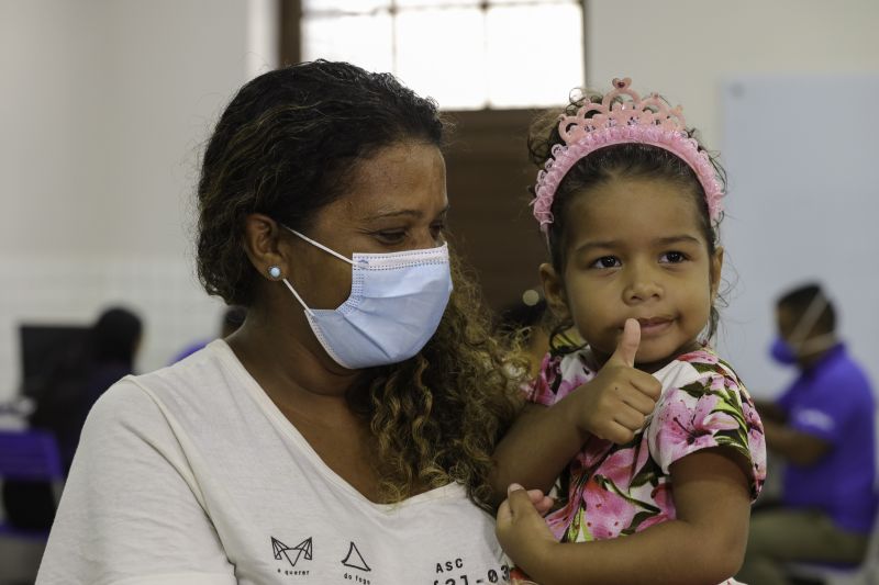 Pré-matrícula para a Creche Prof. Orlando Bitar, o espaço de aprendizagem entregue pelo Governo do Estado amplia o número de vagas na educação infantil
Diarista Claudiane Silva - Maria Vitória, 2 anos e 6 meses <div class='credito_fotos'>Foto: David Alves / Ag.Pará   |   <a href='/midias/2022/originais/14125_78955257-d16e-977c-ba62-545674cd5ddd.jpg' download><i class='fa-solid fa-download'></i> Download</a></div>