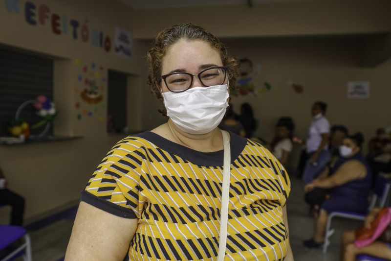 Pré-matrícula para a Creche Prof. Orlando Bitar, o espaço de aprendizagem entregue pelo Governo do Estado amplia o número de vagas na educação infantil
Liliane Penha - técnica em enfermagem no Barros Barreto <div class='credito_fotos'>Foto: David Alves / Ag.Pará   |   <a href='/midias/2022/originais/14125_c797f6e3-fadc-c3b0-58a6-2e3475e81ba9.jpg' download><i class='fa-solid fa-download'></i> Download</a></div>