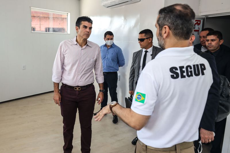 Governador Helder Barbalho visita instalações da Base integrada fluvial Antônio Lemos em belém- Fotos Marco Santos_ Ag Pará <div class='credito_fotos'>Foto: Marco Santos / Ag. Pará &nbsp;&nbsp;|&nbsp;&nbsp; <a href='/midias/2022/originais/14156_5699041e-d51d-d4a3-09d9-ffc6a756120b.jpg' download><i class='fa-solid fa-download'></i> Download</a></div>