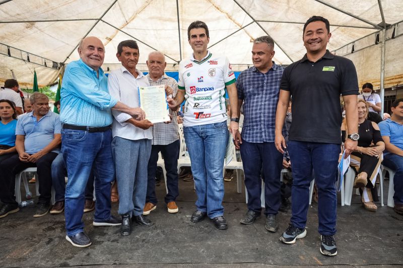 Agenda em Bragança, títulos de terra, viatura pro mulher, ambulância, ação saúde TerPaz - foto Bruno Cecim - Ag.Pará <div class='credito_fotos'>Foto: Bruno Cecim / Ag.Pará   |   <a href='/midias/2022/originais/14352_17f61517-1739-aa71-a6cb-5fc7eec1c614.jpg' download><i class='fa-solid fa-download'></i> Download</a></div>