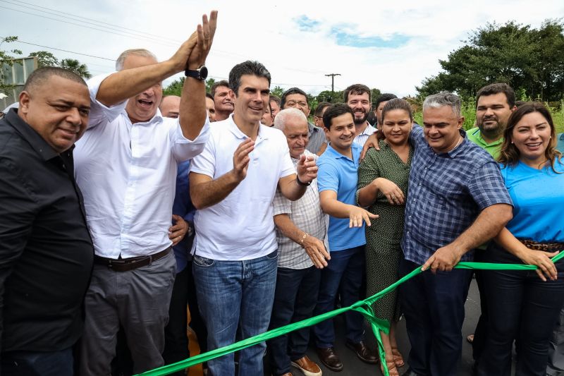 Agenda em Bragança, títulos de terra, viatura pro mulher, ambulância, ação saúde TerPaz - foto Bruno Cecim - Ag.Pará <div class='credito_fotos'>Foto: Bruno Cecim / Ag.Pará   |   <a href='/midias/2022/originais/14352_1df86ba3-fa0a-72cb-1fc9-3f48c691141d.jpg' download><i class='fa-solid fa-download'></i> Download</a></div>