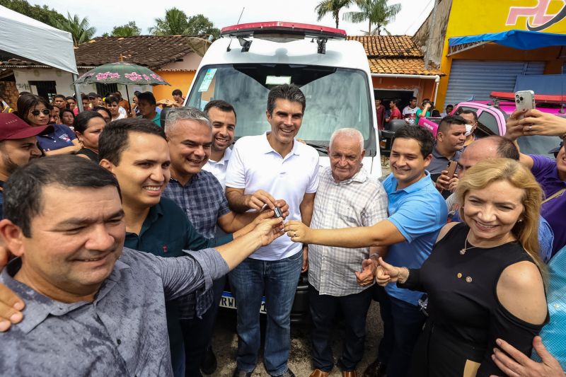 Agenda em Bragança, títulos de terra, viatura pro mulher, ambulância, ação saúde TerPaz - foto Bruno Cecim - Ag.Pará <div class='credito_fotos'>Foto: Bruno Cecim / Ag.Pará   |   <a href='/midias/2022/originais/14352_40511db8-306f-29f7-c982-96f11edabe45.jpg' download><i class='fa-solid fa-download'></i> Download</a></div>