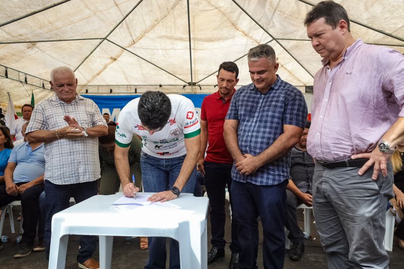 Agenda em Bragança, títulos de terra, viatura pro mulher, ambulância, ação saúde TerPaz - foto Bruno Cecim - Ag.Pará <div class='credito_fotos'>Foto: Bruno Cecim / Ag.Pará   |   <a href='/midias/2022/originais/14352_8d7a42e3-077f-f1a4-3de5-afdb2200766c.jpg' download><i class='fa-solid fa-download'></i> Download</a></div>