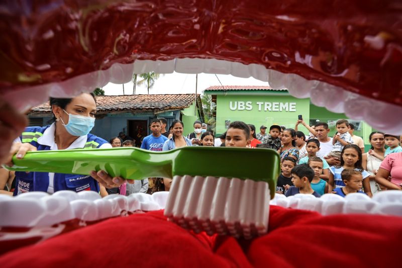 Agenda em Bragança, títulos de terra, viatura pro mulher, ambulância, ação saúde TerPaz - foto Bruno Cecim - Ag.Pará <div class='credito_fotos'>Foto: Bruno Cecim / Ag.Pará   |   <a href='/midias/2022/originais/14352_9ff74ad4-9035-6bc0-7ce9-2354dc837e19.jpg' download><i class='fa-solid fa-download'></i> Download</a></div>