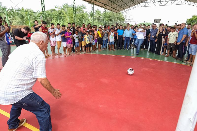 Agenda em Bragança, títulos de terra, viatura pro mulher, ambulância, ação saúde TerPaz - foto Bruno Cecim - Ag.Pará <div class='credito_fotos'>Foto: Bruno Cecim / Ag.Pará   |   <a href='/midias/2022/originais/14352_ad95d679-9dd6-ba5c-4260-3600bae730c6.jpg' download><i class='fa-solid fa-download'></i> Download</a></div>