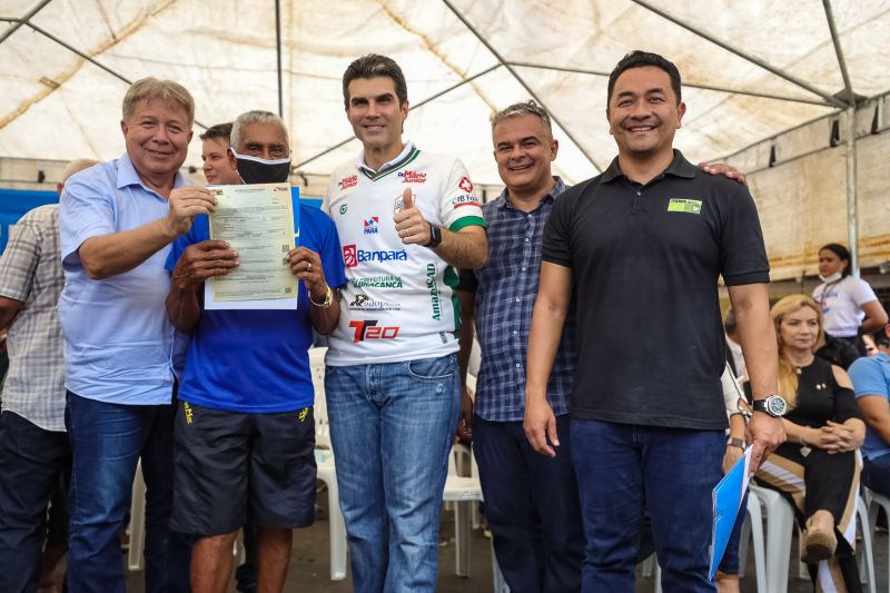 Agenda em Bragança, títulos de terra, viatura pro mulher, ambulância, ação saúde TerPaz - foto Bruno Cecim - Ag.Pará <div class='credito_fotos'>Foto: Bruno Cecim / Ag.Pará   |   <a href='/midias/2022/originais/14352_be67a8be-5a28-551a-c838-915e1e1769b5.jpg' download><i class='fa-solid fa-download'></i> Download</a></div>