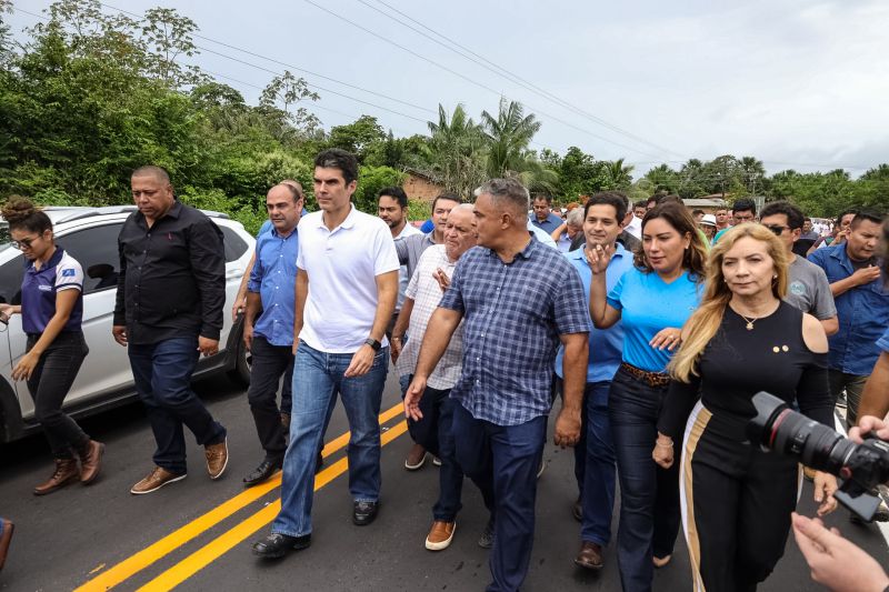 Agenda em Bragança, títulos de terra, viatura pro mulher, ambulância, ação saúde TerPaz - foto Bruno Cecim - Ag.Pará <div class='credito_fotos'>Foto: Bruno Cecim / Ag.Pará   |   <a href='/midias/2022/originais/14352_e892bd8f-ae09-6e88-893d-c0526ceedd82.jpg' download><i class='fa-solid fa-download'></i> Download</a></div>