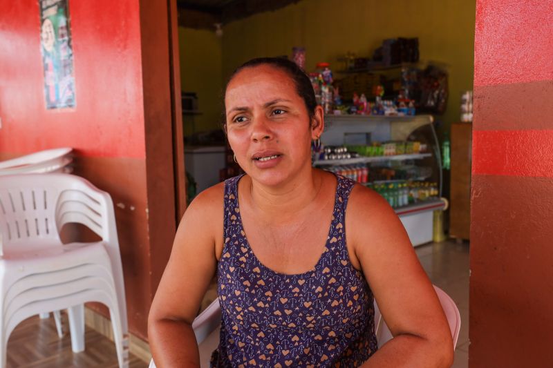 Regiane Lourenço - comerciante <div class='credito_fotos'>Foto: David Alves / Ag.Pará   |   <a href='/midias/2022/originais/14528_57c428ae-8c36-ca12-e5b2-58e0ad3bc68e.jpg' download><i class='fa-solid fa-download'></i> Download</a></div>