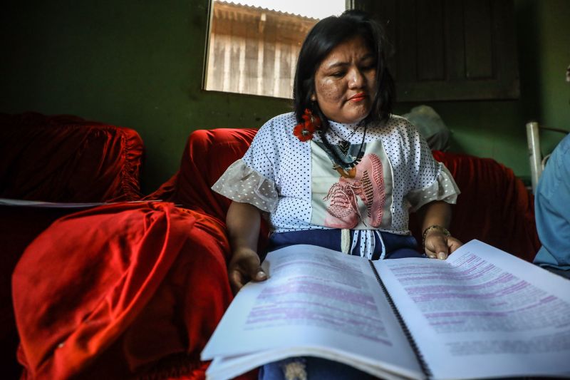 ELISA AKAI WUI MUNDURUKU LICENCIATURA INTERCULTURAL INDÍGENA JACAREACANGA - Rodrigo Pinheiro AgPará <div class='credito_fotos'>Foto: Rodrigo Pinheiro / Ag.Pará   |   <a href='/midias/2022/originais/14558_042ce7b2-4bf9-ffbe-02d6-7969b61c5e33.jpg' download><i class='fa-solid fa-download'></i> Download</a></div>