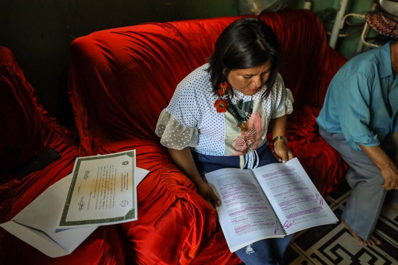 ELISA AKAI WUI MUNDURUKU LICENCIATURA INTERCULTURAL INDÍGENA JACAREACANGA - Rodrigo Pinheiro AgPará <div class='credito_fotos'>Foto: Rodrigo Pinheiro / Ag.Pará   |   <a href='/midias/2022/originais/14558_27b4e0b9-199a-acf2-4cf6-a5e6b821bf32.jpg' download><i class='fa-solid fa-download'></i> Download</a></div>