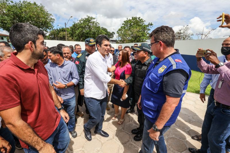 Governador Helder Barbalho Inaugura Quartel do 30º Batalhão de Polícia Militar, em Ananindeua <div class='credito_fotos'>Foto: Marco Santos / Ag. Pará   |   <a href='/midias/2022/originais/14563_3c1ee782-c0e7-e15b-4197-1c8298822c1f.jpg' download><i class='fa-solid fa-download'></i> Download</a></div>