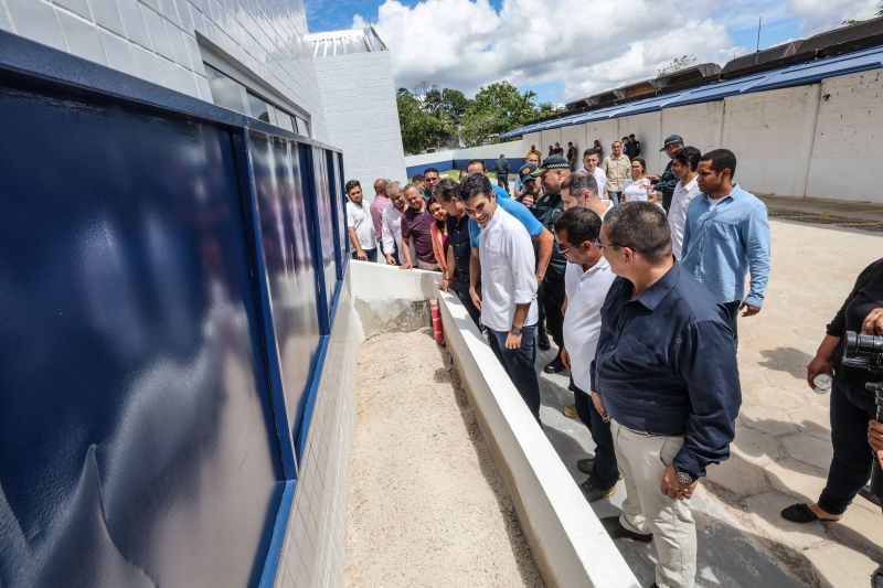 Governador Helder Barbalho Inaugura Quartel do 30º Batalhão de Polícia Militar, em Ananindeua <div class='credito_fotos'>Foto: Marco Santos / Ag. Pará   |   <a href='/midias/2022/originais/14563_89f7320e-9f3c-d93c-b716-1787a1f4b178.jpg' download><i class='fa-solid fa-download'></i> Download</a></div>