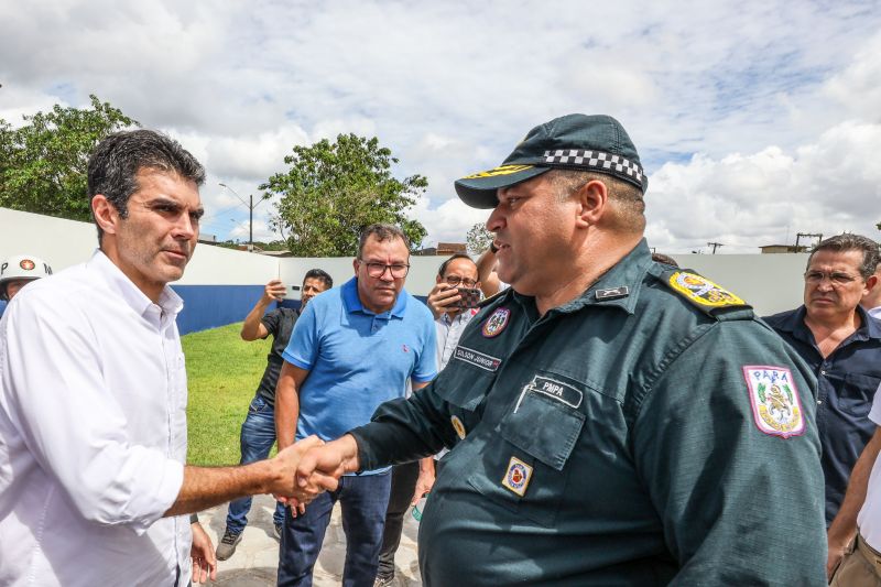 Governador Helder Barbalho Inaugura Quartel do 30º Batalhão de Polícia Militar, em Ananindeua <div class='credito_fotos'>Foto: Marco Santos / Ag. Pará   |   <a href='/midias/2022/originais/14563_a7977405-eb1f-a651-b67a-aba46818e8d3.jpg' download><i class='fa-solid fa-download'></i> Download</a></div>