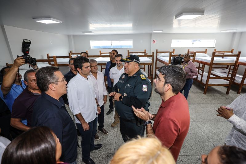 Governador Helder Barbalho Inaugura Quartel do 30º Batalhão de Polícia Militar, em Ananindeua <div class='credito_fotos'>Foto: Marco Santos / Ag. Pará   |   <a href='/midias/2022/originais/14563_c568c36b-2737-6ed6-2562-2d72d44c3bda.jpg' download><i class='fa-solid fa-download'></i> Download</a></div>