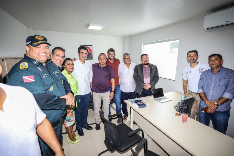 Governador Helder Barbalho Inaugura Quartel do 30º Batalhão de Polícia Militar, em Ananindeua <div class='credito_fotos'>Foto: Marco Santos / Ag. Pará   |   <a href='/midias/2022/originais/14563_db234132-82a9-48e1-9c6f-db40d62b18b9.jpg' download><i class='fa-solid fa-download'></i> Download</a></div>