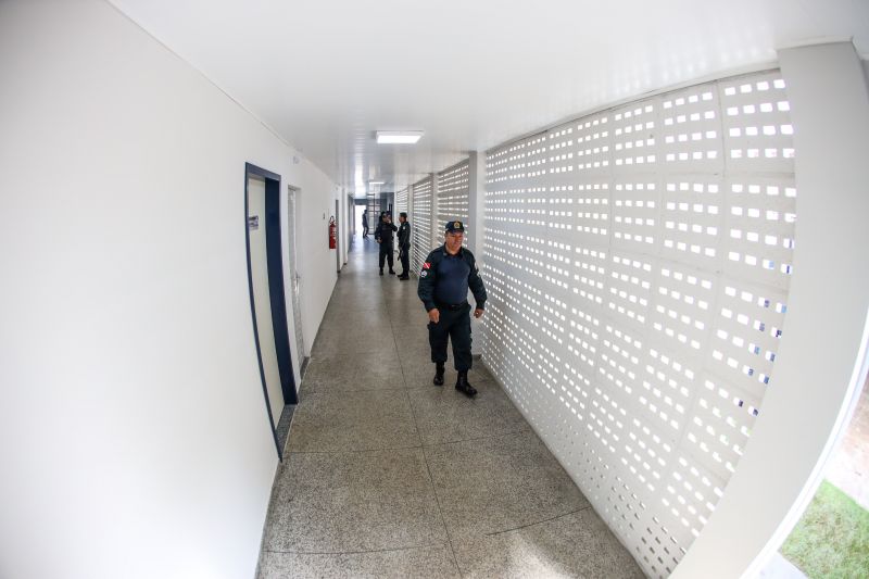 Governador Helder Barbalho Inaugura Quartel do 30º Batalhão de Polícia Militar, em Ananindeua <div class='credito_fotos'>Foto: Marco Santos / Ag. Pará   |   <a href='/midias/2022/originais/14563_f5052af7-74fa-5dd0-3301-83883717a2ee.jpg' download><i class='fa-solid fa-download'></i> Download</a></div>