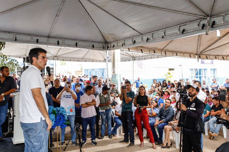 Governador assinatura de convênio de serviço da Escola do Distrito do Taboca
Assinatura de convênio da Reconstrução da Praça e da Quadra do Triângulo
Entrega de Pá Carregadeira e Caminhão Basculante FT Alex Ribeiro Ag Pará <div class='credito_fotos'>Foto: Alex Ribeiro / Ag. Pará   |   <a href='/midias/2022/originais/14761_73549c71-b821-f84d-61a3-40f462a94e44.jpg' download><i class='fa-solid fa-download'></i> Download</a></div>