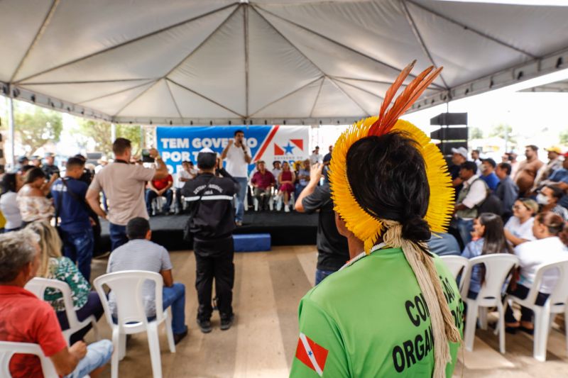 Governador assinatura de convênio de serviço da Escola do Distrito do Taboca
Assinatura de convênio da Reconstrução da Praça e da Quadra do Triângulo
Entrega de Pá Carregadeira e Caminhão Basculante FT Alex Ribeiro Ag Pará <div class='credito_fotos'>Foto: Alex Ribeiro / Ag. Pará   |   <a href='/midias/2022/originais/14761_e7629e0b-67fc-9e43-b127-6ae8e352c913.jpg' download><i class='fa-solid fa-download'></i> Download</a></div>