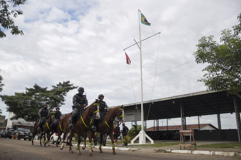 Cavalaria PM <div class='credito_fotos'>Foto: Pedro Guerreiro / Ag. Pará   |   <a href='/midias/2022/originais/14852_2f890c46-b266-2740-5ccf-00b2ee9bf7e0.jpg' download><i class='fa-solid fa-download'></i> Download</a></div>