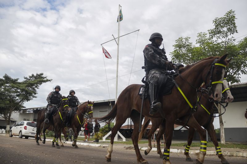 Cavalaria PM <div class='credito_fotos'>Foto: Pedro Guerreiro / Ag. Pará   |   <a href='/midias/2022/originais/14852_b5f46190-0f67-fc0a-75a5-e7a91632fd77.jpg' download><i class='fa-solid fa-download'></i> Download</a></div>