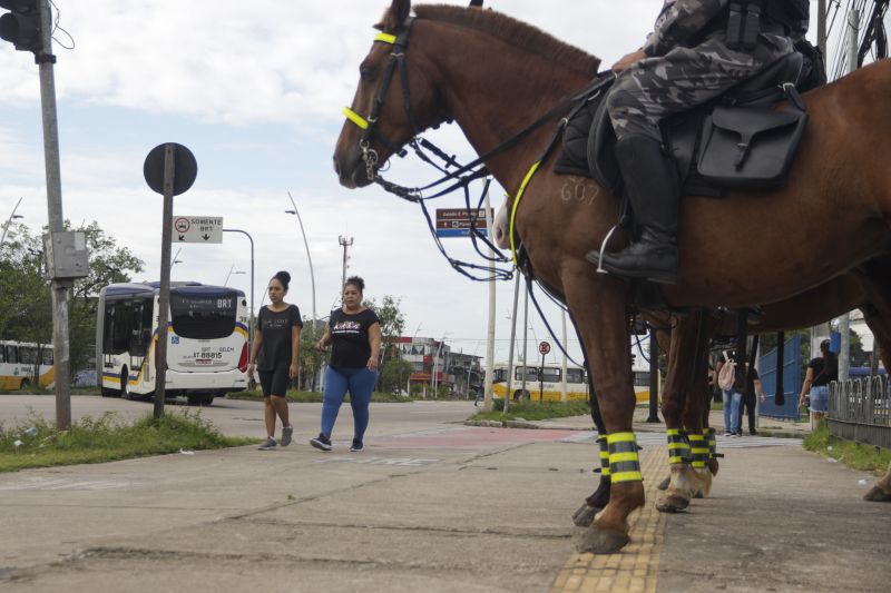 Cavalaria PM <div class='credito_fotos'>Foto: Pedro Guerreiro / Ag. Pará   |   <a href='/midias/2022/originais/14852_c6943717-0c98-567b-f9b0-c8722ffc9fe8.jpg' download><i class='fa-solid fa-download'></i> Download</a></div>