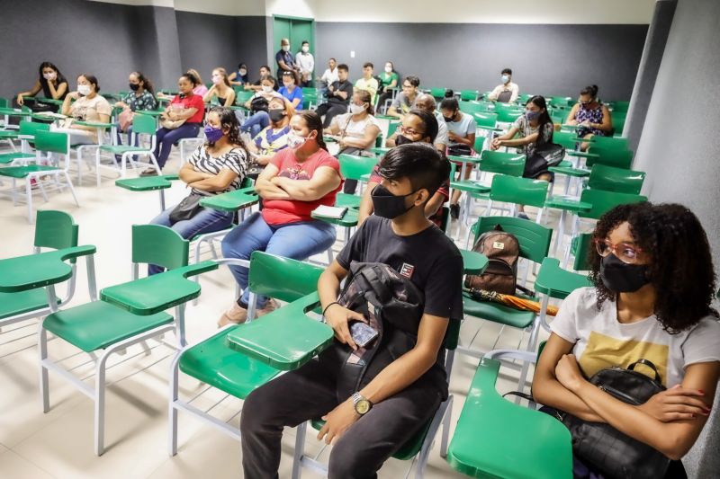 Curso Férias UsiPaz Benguí - Fotos Bruno Cecim - Ag.Pará  <div class='credito_fotos'>Foto: Bruno Cecim / Ag.Pará   |   <a href='/midias/2022/originais/14882_036dc859-45d0-3e02-8225-f67ab68a2b01.jpg' download><i class='fa-solid fa-download'></i> Download</a></div>