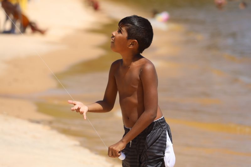 Fiscalização de linhas enceradas com cerol no Distrito de Outeiro em Belém  <div class='credito_fotos'>Foto: Bruno Cecim / Ag.Pará   |   <a href='/midias/2022/originais/14890_38d8e884-6dbf-c142-3821-6b98a8cc7148.jpg' download><i class='fa-solid fa-download'></i> Download</a></div>