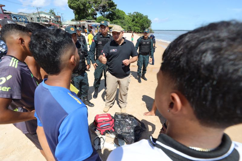 Fiscalização de linhas enceradas com cerol no Distrito de Outeiro em Belém  <div class='credito_fotos'>Foto: Bruno Cecim / Ag.Pará   |   <a href='/midias/2022/originais/14890_870a2348-b8a1-a91f-c1a6-0a9970230f44.jpg' download><i class='fa-solid fa-download'></i> Download</a></div>