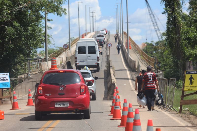 Distrito de Outeiro em Belém  <div class='credito_fotos'>Foto: Bruno Cecim / Ag.Pará   |   <a href='/midias/2022/originais/14893_43417a78-37e9-e65e-59fd-e86d878aa199.jpg' download><i class='fa-solid fa-download'></i> Download</a></div>