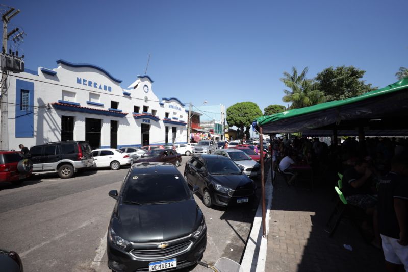 Distrito de Mosqueiro em Belém - praça Matriz - Tapiocaria <div class='credito_fotos'>Foto: Pedro Guerreiro / Ag. Pará   |   <a href='/midias/2022/originais/14894_aa184a2f-1b55-f9f1-6994-378b1cb70125.jpg' download><i class='fa-solid fa-download'></i> Download</a></div>