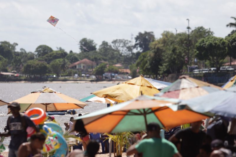 Operação verão combate ao uso de linhas enceradas nas praias do distrito de Mosqueiro em Belém. <div class='credito_fotos'>Foto: Pedro Guerreiro / Ag. Pará   |   <a href='/midias/2022/originais/14896_2d0b3c0b-1e80-155c-2fed-54e984f7cc0f.jpg' download><i class='fa-solid fa-download'></i> Download</a></div>