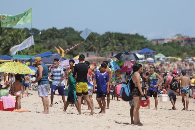 Operação verão combate ao uso de linhas enceradas nas praias do distrito de Mosqueiro em Belém. <div class='credito_fotos'>Foto: Pedro Guerreiro / Ag. Pará   |   <a href='/midias/2022/originais/14896_8ca4ef31-798d-a83e-1327-7fdbb42f7b2c.jpg' download><i class='fa-solid fa-download'></i> Download</a></div>