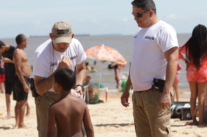 Operação verão combate ao uso de linhas enceradas nas praias do distrito de Mosqueiro em Belém. <div class='credito_fotos'>Foto: Pedro Guerreiro / Ag. Pará   |   <a href='/midias/2022/originais/14896_9bde9e4a-fdff-9ff4-5a65-9e773d0df805.jpg' download><i class='fa-solid fa-download'></i> Download</a></div>