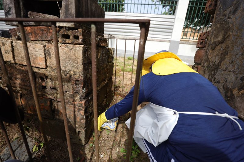 Obra de recuperação do Cemitério da Soledade, necrópole pública fundada em 1850, devido epidemia de febre amarela do século XIX, situado no bairro de Batista Campos na cidade paraense de Belém (estado brasileiro do Pará). <div class='credito_fotos'>Foto: David Alves / Ag.Pará   |   <a href='/midias/2022/originais/14905_0cdcaf56-07fd-953d-4fcd-48805f3dcceb.jpg' download><i class='fa-solid fa-download'></i> Download</a></div>