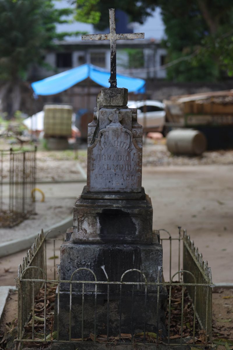 Obra de recuperação do Cemitério da Soledade, necrópole pública fundada em 1850, devido epidemia de febre amarela do século XIX, situado no bairro de Batista Campos na cidade paraense de Belém (estado brasileiro do Pará). <div class='credito_fotos'>Foto: David Alves / Ag.Pará   |   <a href='/midias/2022/originais/14905_347992f7-b5d8-bfef-a99b-09bab6729ddb.jpg' download><i class='fa-solid fa-download'></i> Download</a></div>