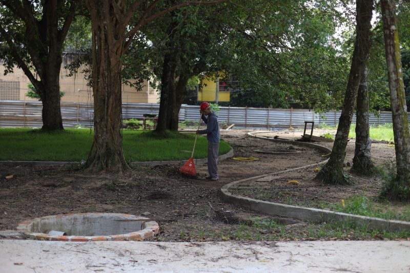 Obra de recuperação do Cemitério da Soledade, necrópole pública fundada em 1850, devido epidemia de febre amarela do século XIX, situado no bairro de Batista Campos na cidade paraense de Belém (estado brasileiro do Pará). <div class='credito_fotos'>Foto: David Alves / Ag.Pará   |   <a href='/midias/2022/originais/14905_5496a69f-2e39-188d-af5d-7b652c2e4618.jpg' download><i class='fa-solid fa-download'></i> Download</a></div>