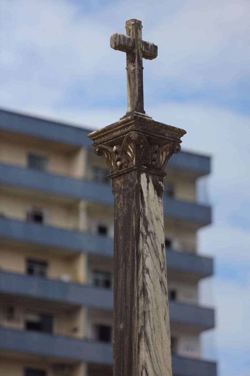 Obra de recuperação do Cemitério da Soledade, necrópole pública fundada em 1850, devido epidemia de febre amarela do século XIX, situado no bairro de Batista Campos na cidade paraense de Belém (estado brasileiro do Pará). <div class='credito_fotos'>Foto: David Alves / Ag.Pará   |   <a href='/midias/2022/originais/14905_a845df9e-0ed4-e2bc-fd22-cc9cdf4f5e3a.jpg' download><i class='fa-solid fa-download'></i> Download</a></div>