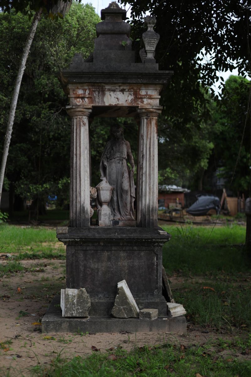 Obra de recuperação do Cemitério da Soledade, necrópole pública fundada em 1850, devido epidemia de febre amarela do século XIX, situado no bairro de Batista Campos na cidade paraense de Belém (estado brasileiro do Pará). <div class='credito_fotos'>Foto: David Alves / Ag.Pará   |   <a href='/midias/2022/originais/14905_c23001ec-6bbb-3b35-53f4-0eeb4c8b29ed.jpg' download><i class='fa-solid fa-download'></i> Download</a></div>