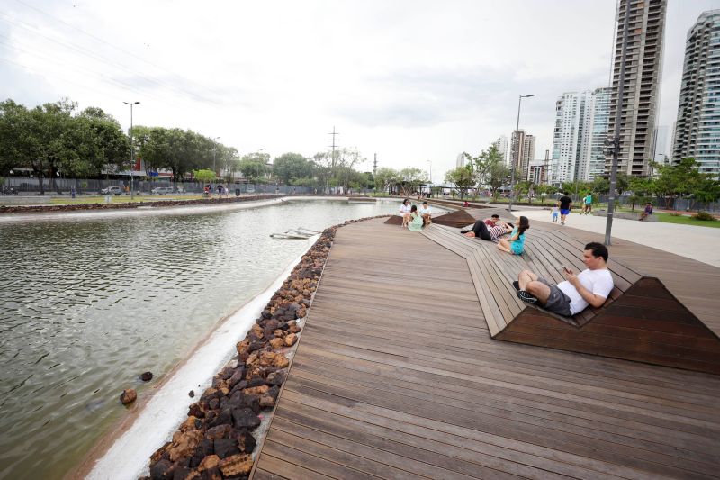 Porto do futuro, o parque localizado em frente ao terminal hidroviário de Belém, integra a área portuária da capital paraense. <div class='credito_fotos'>Foto: Bruno Cecim / Ag.Pará   |   <a href='/midias/2022/originais/14911_2d027b96-8ee1-6f62-5386-5b0696934b4e.jpg' download><i class='fa-solid fa-download'></i> Download</a></div>