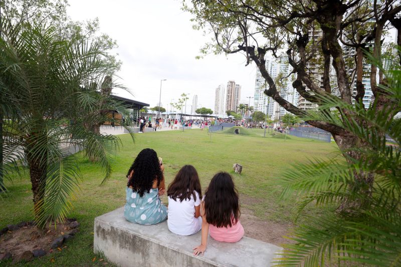 Porto do futuro, o parque localizado em frente ao terminal hidroviário de Belém, integra a área portuária da capital paraense. <div class='credito_fotos'>Foto: Bruno Cecim / Ag.Pará   |   <a href='/midias/2022/originais/14911_796b8b67-5dbb-60f5-84a8-35b566ed22b7.jpg' download><i class='fa-solid fa-download'></i> Download</a></div>